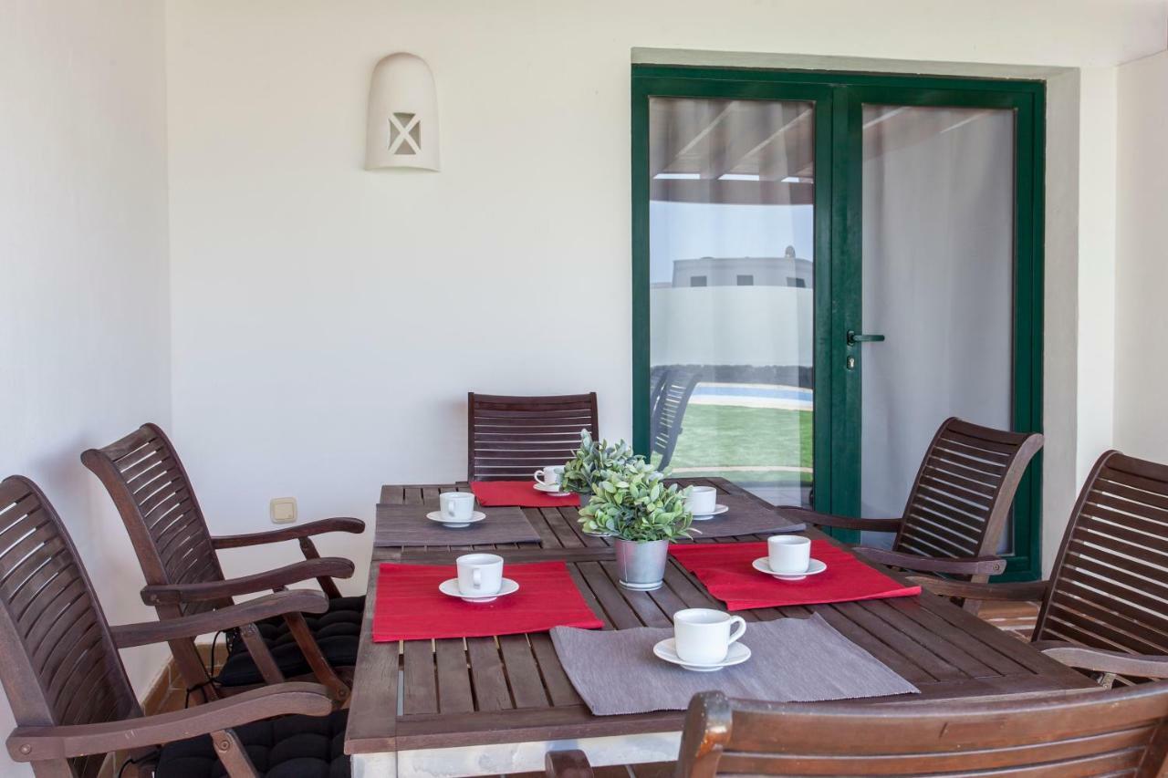 Villaantonia Private Huge Heated Pool And Super Fast Wifi Плая Бланка Екстериор снимка
